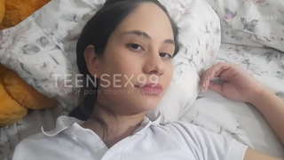 Kuring ulin misan mah schoolgirl jeung termino follandola