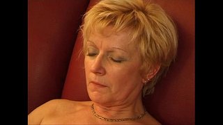 La Malgranda Belga - mi Fikas sur La 1a D Fiki vin sur La 2a Kaj La 3a De Pierre Moro (Anastasia Kass,Nana