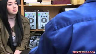 ���ღგზნებული და საყვარელი სახე თინეიჯერი მოუწოდა Amillia Onyx მიღების დასაჯოს fucked by უსაფრთხოების ბიჭი, დიდი ყლე,