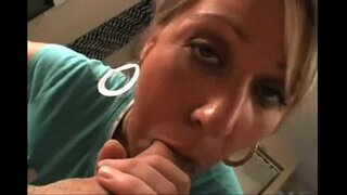 Dána Holly blowjob &amp;amp; farting ar dick