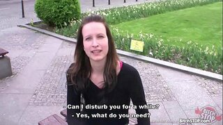 ���ிச் நிறுத்த - ஈவ்லின் லோபஸ் முதிர்ந்த பிரஞ்சு பொது கழிப்பறை