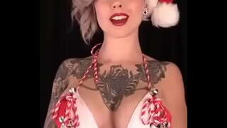 Chrismas மார்பகங்கள் பாடல்