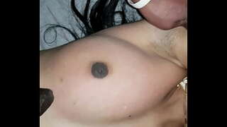 Амакам ебет Маэсвари дар сандуқе ва подмышки