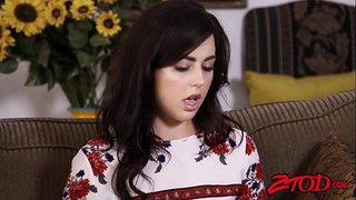 Zavodljive Julia Anne i Whitney bijele obrađuje veliki kurac