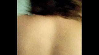 съпругът й я бие и търси ме