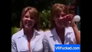 Milf Gemelos Consigue Hardcore Follada y Corrida