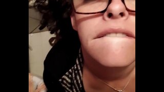 ���ੇਰੇ ਕਦਮ ਭੈਣ ਨੂੰ ਦਿੰਦਾ ਹੈ, ਵਧੀਆ ਸਿਰ