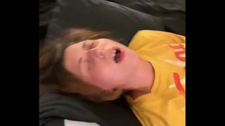 Vagabunda esposa fodido por dous paus