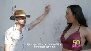 50 tinha - Puta de rua dando o cuzinho por cinquenta reais anal